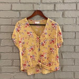Floral Tye Blouse 🌸 🌹 ☀️